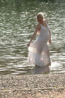 海辺の妊婦さん.jpg